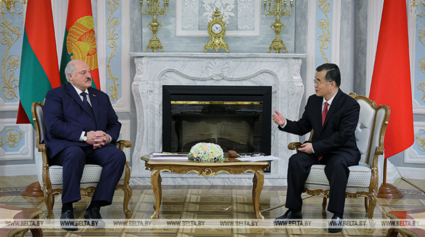 Лукашенко: Беларусь готова развивать сотрудничество с Китаем, реализуя совместные проекты