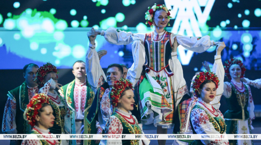 Лукашенко отметил особую заслугу работников культуры в приумножении духовного богатства страны