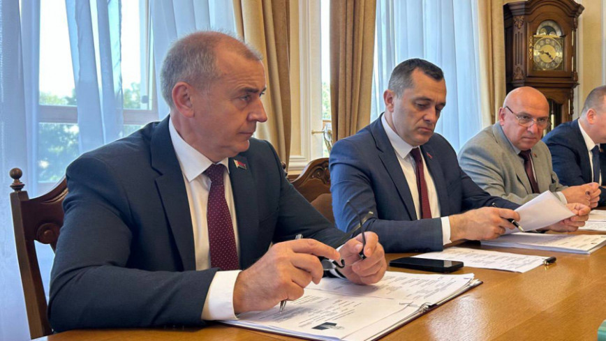 Александр Субботин проводит кадровый день