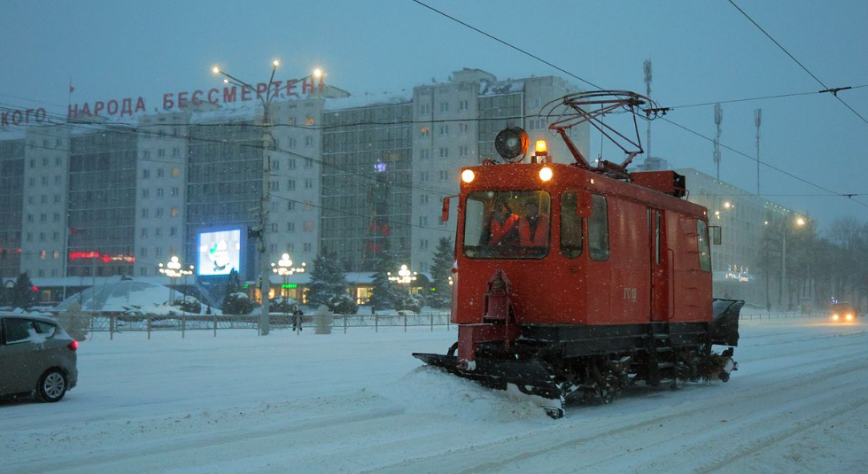 В борьбе с циклоном: в Витебской области работают более 220 единиц спецтехники и около 840 человек