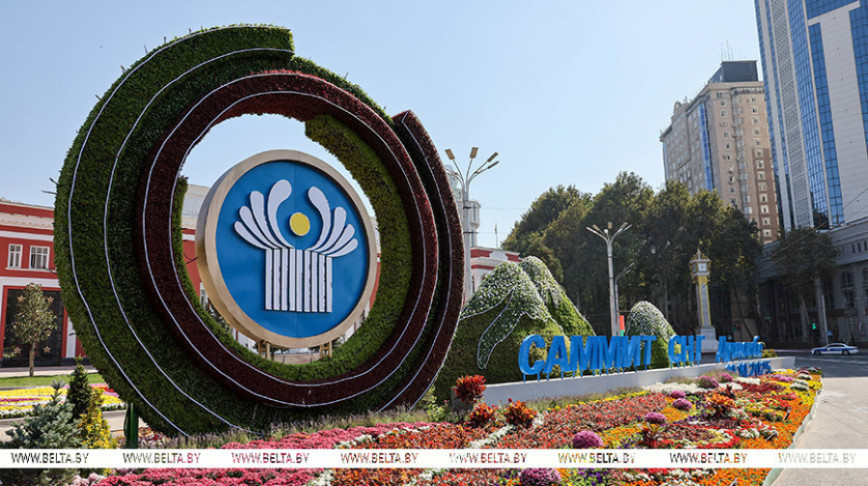 Lukashenko arrives in Tajikistan’s capital where CIS summit will take place