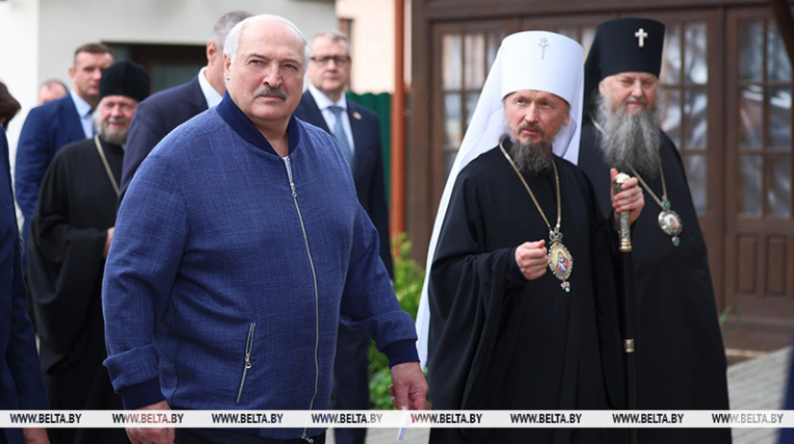 Lukashenko briefed on growing ‘monasterying’ trend among youth seeking digital detox
