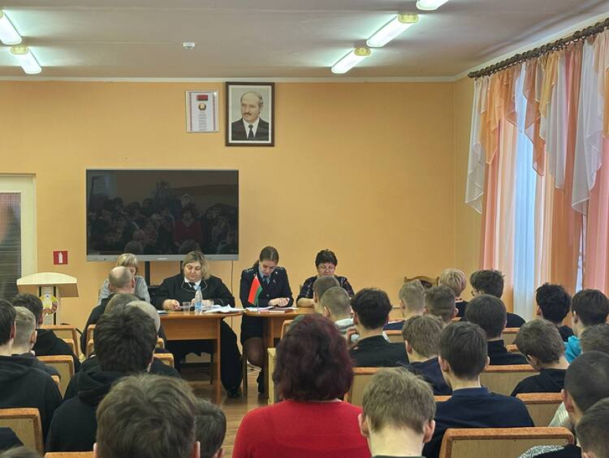 Прокуратура Толочинского района поддержала государственное обвинение по уголовному делу о незаконном приобретении и хранении наркотических средств