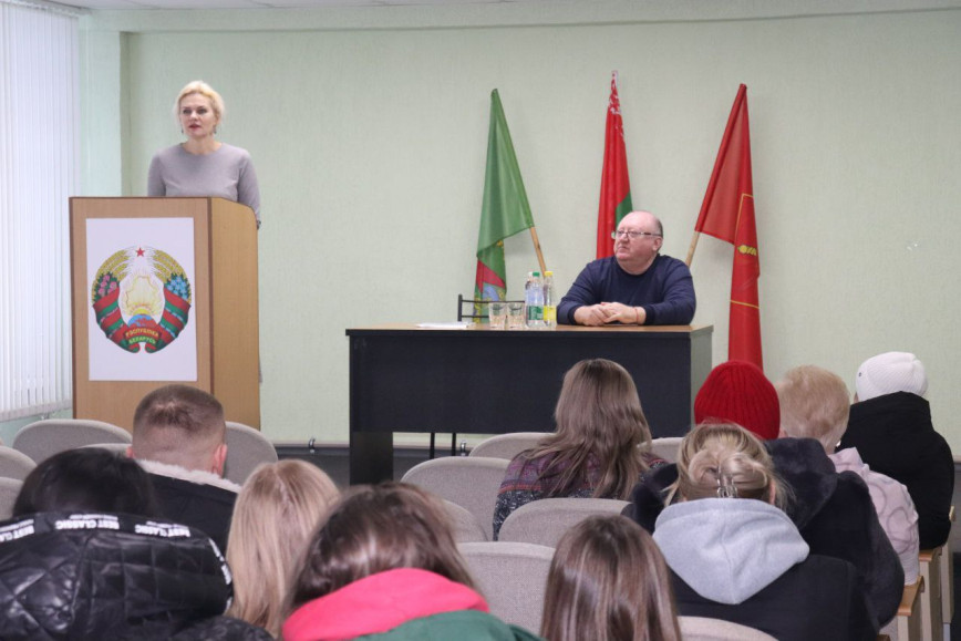 Единый день информирования стартовал в Толочине