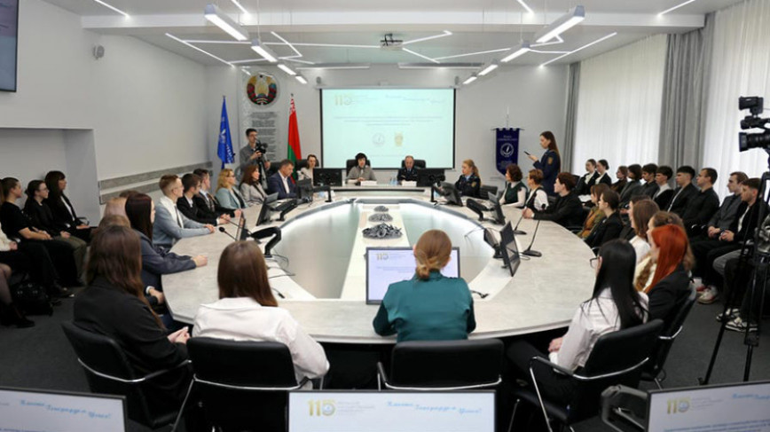 Чытаць лекцыі, прымаць экзамены. Абласная пракуратура і ВДУ падпісалі пагадненне аб супрацоўніцтве